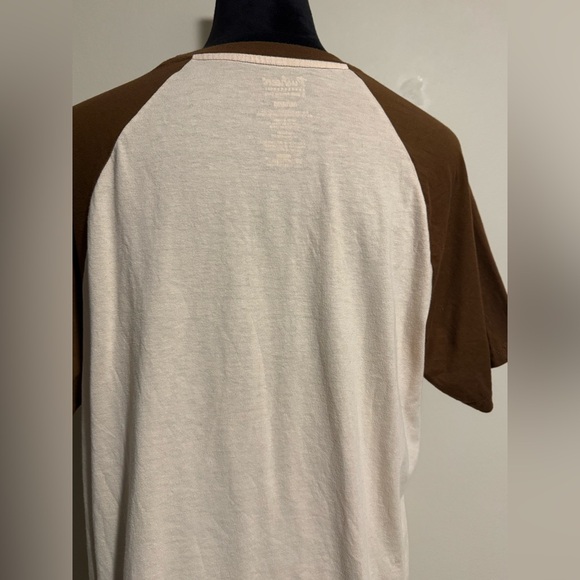 EUC Pusheen Brown and Cream Catpusheeno Graphic T-Shirt size medium - Picture 6 of 8